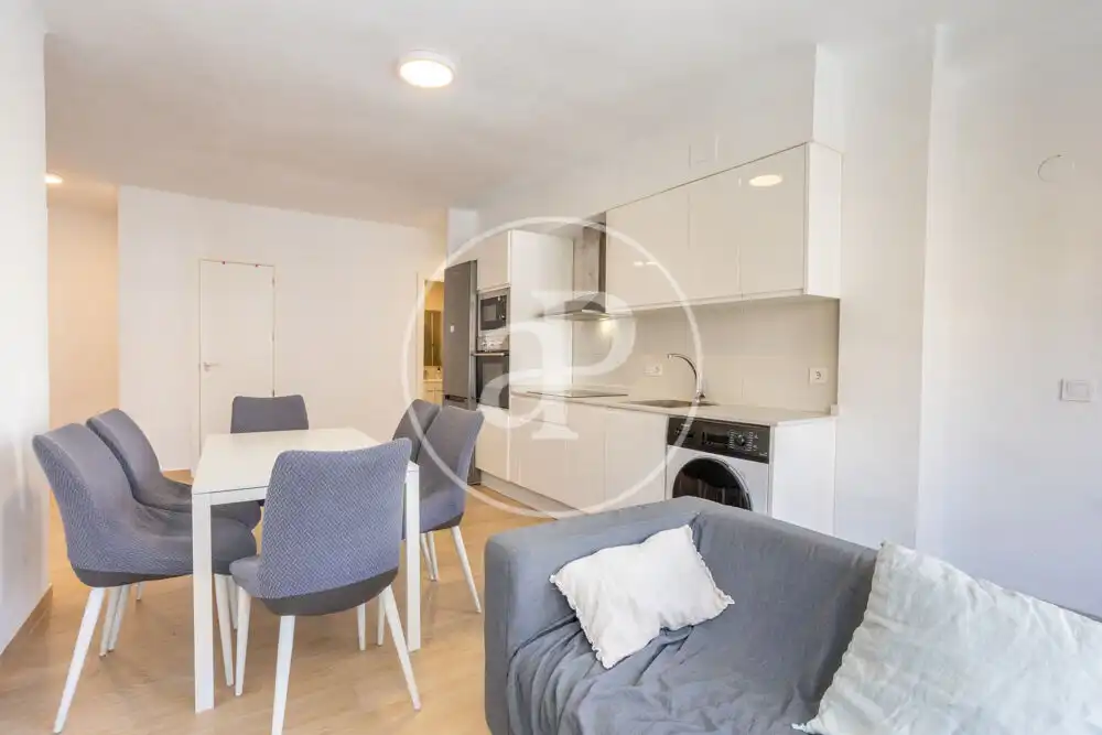 Exterior view of Flat for rent in Valencia  with Air Conditioner, Heating and Furnished