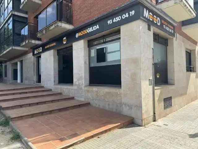 Local en traspaso en Gelida con Aire acondicionado y Amueblado