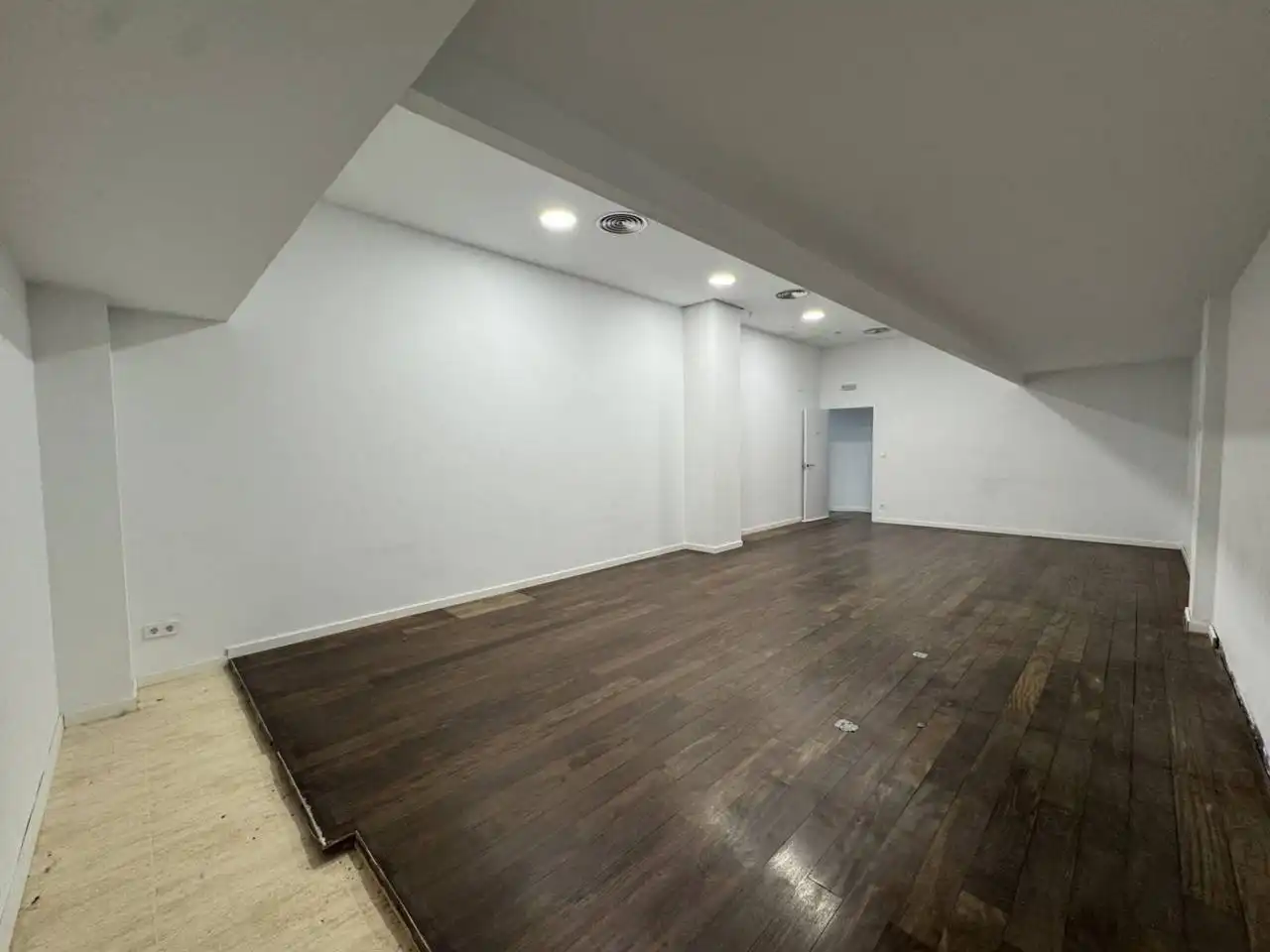 Local comercial en alquiler en Calle Sant Antoni Maria Claret, imagen 29