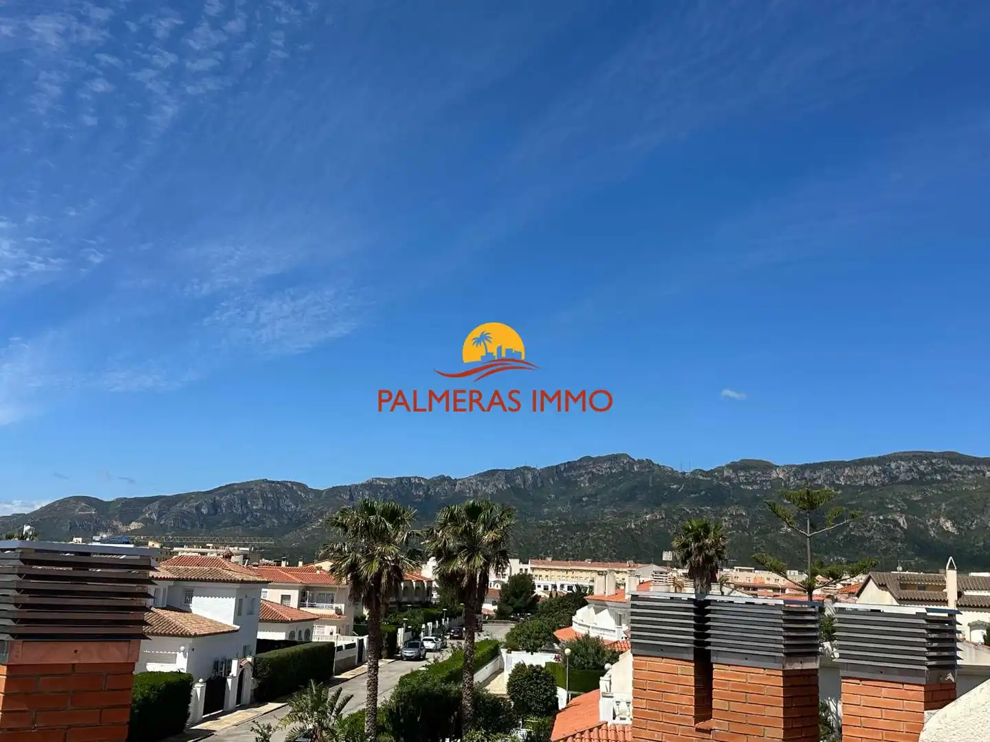 Vista exterior de Casa o chalet en venta en Mont-roig del Camp con Piscina y Amueblado