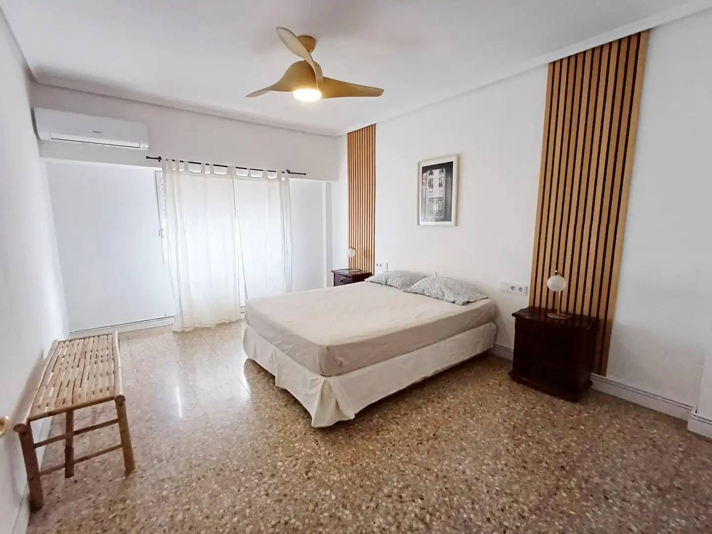 Bedroom of Apartments for rent in Picanya  with Furnished
