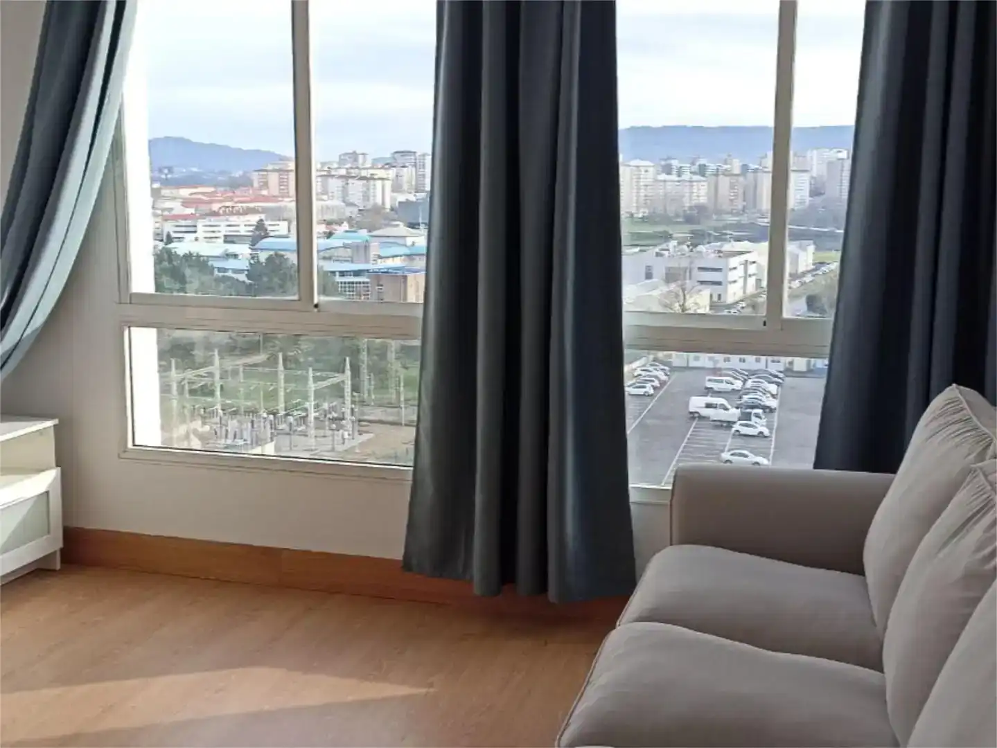 Dormitori de Pis de lloguer en Ferrol amb Moblat, Forn i Rentadora