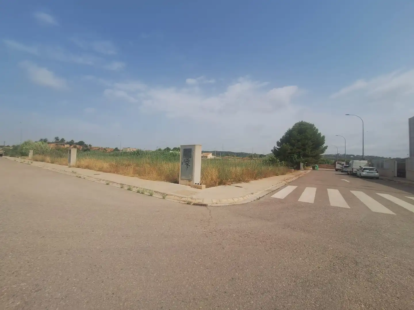 Terreno industrial en venta en Montroi / Montroy, imagen 3