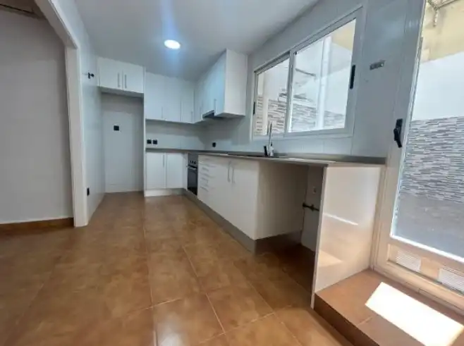 Cuina de Pis en venda en Benetússer amb Aire condicionat, Parquet i Terrassa
