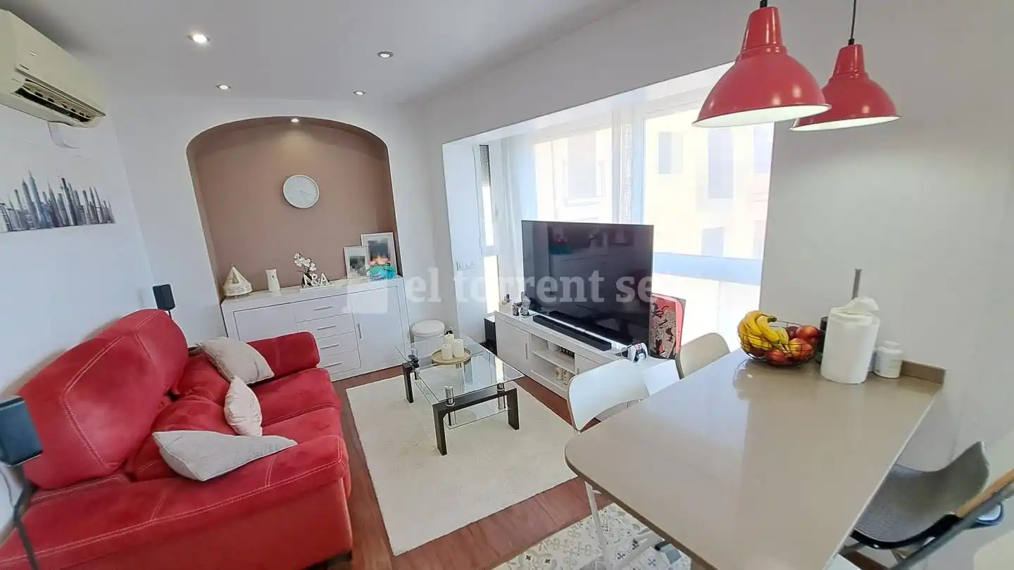 Sala de estar de Piso en venta en Mataró con Aire acondicionado, Parquet y Balcón