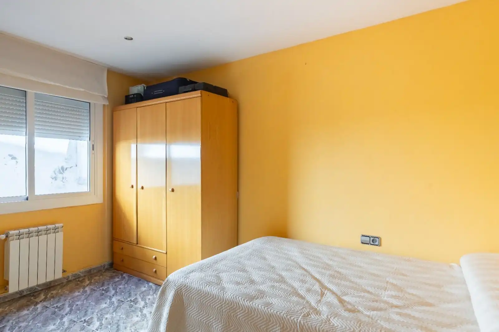 Habitación de Piso en venta en Badalona con Calefacción