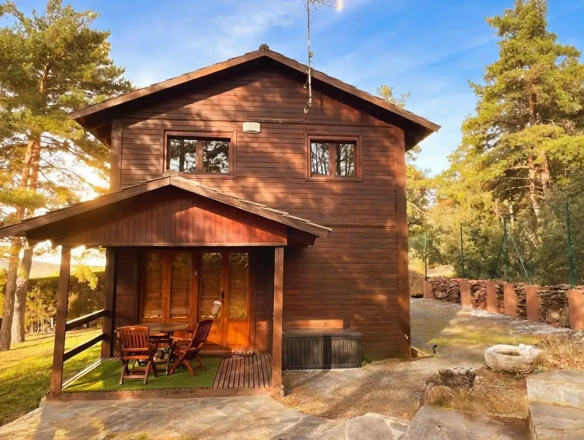 Vista exterior de Finca rústica en venda en Prades amb Jardí privat, Parquet i Terrassa