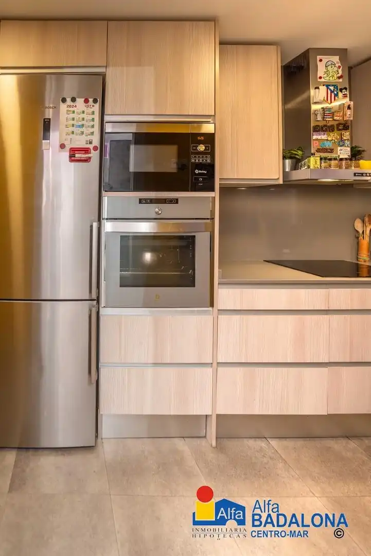 Cocina de Piso en venta en Badalona con Aire acondicionado, Calefacción y Jardín privado