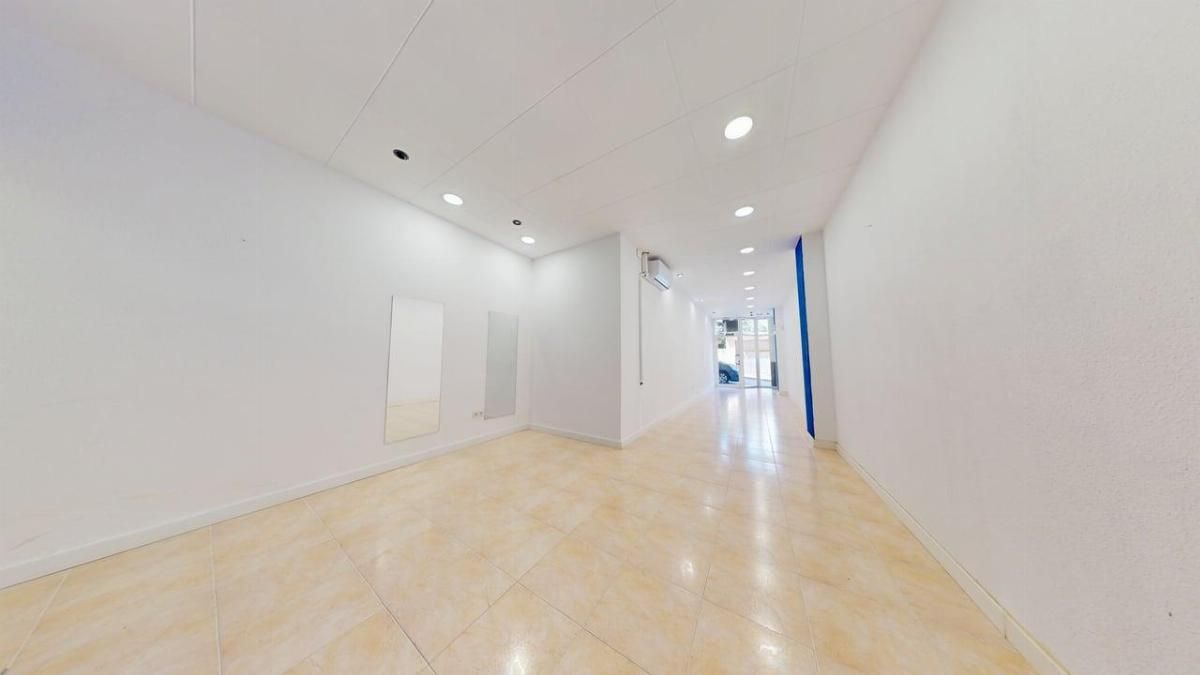 Local en venda a Canet de Mar