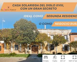 Vista exterior de Casa o xalet en venda en Cuenca de Campos amb Jardí privat, Terrassa i Balcó