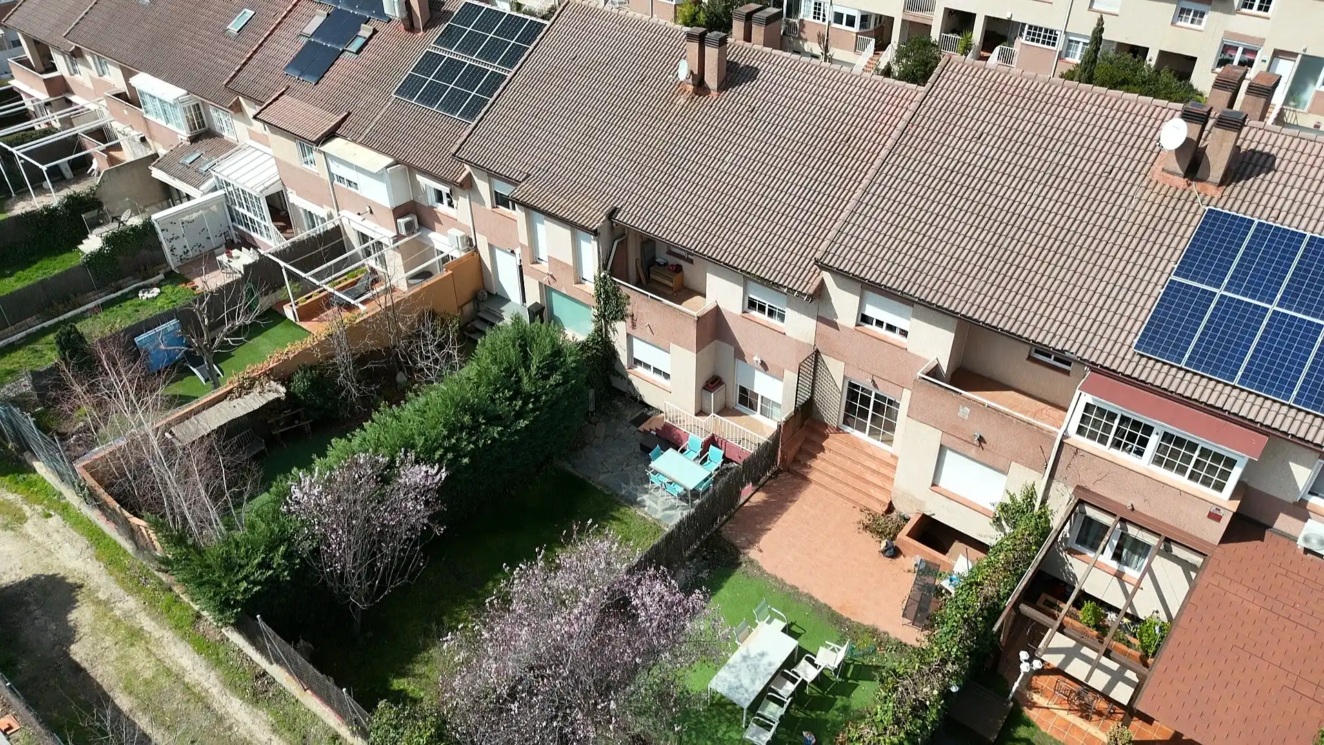 Exterior view of Detached homes for sale in Las Rozas de Madrid  with Heating, Private garden and Terrace