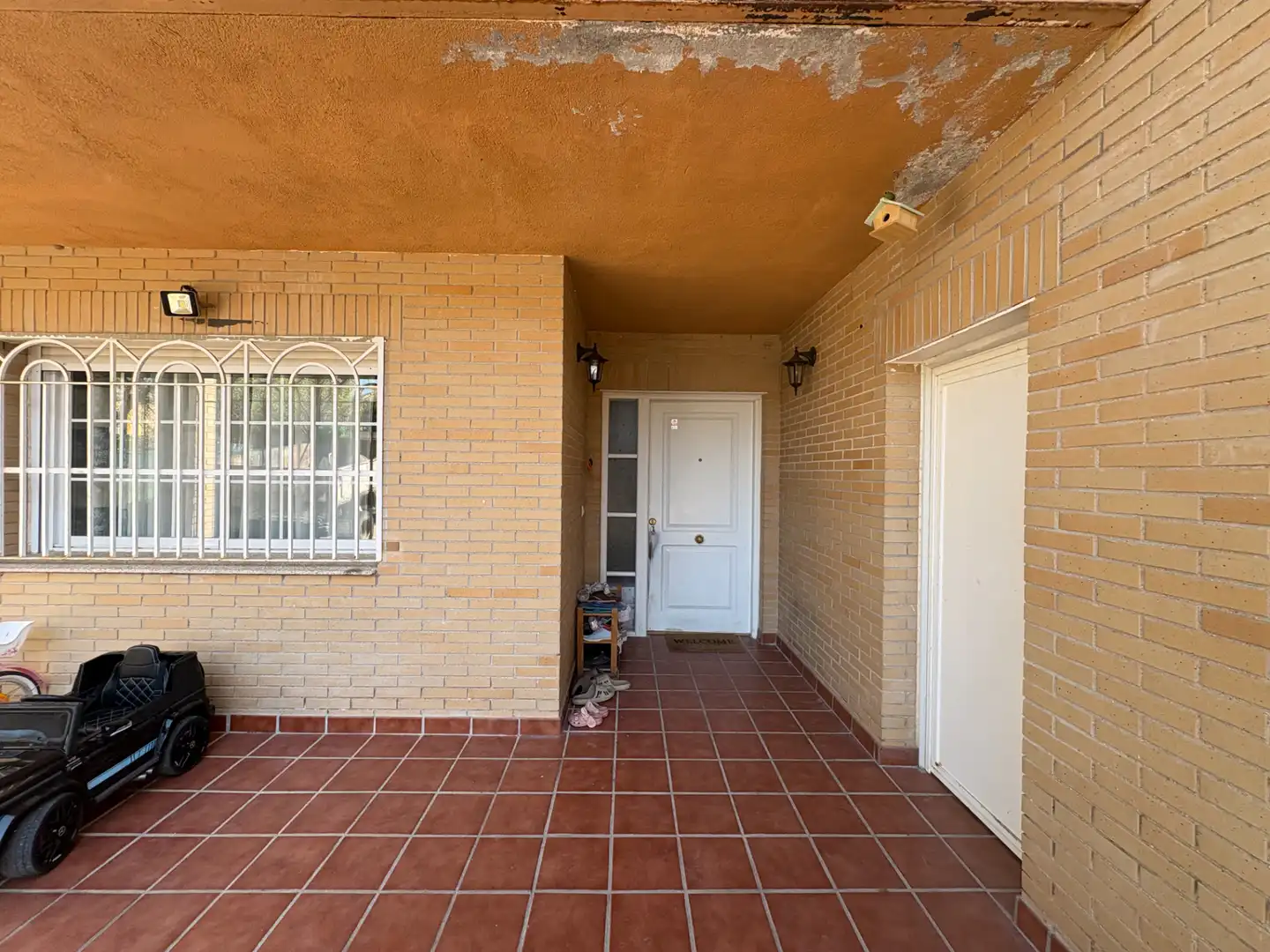 Houses for sale in El Viso de San Juan  with Air Conditioner, Private garden and Parquet flooring