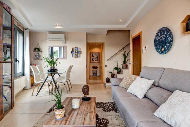 Dúplex en Venta en Vallbona d'Anoia