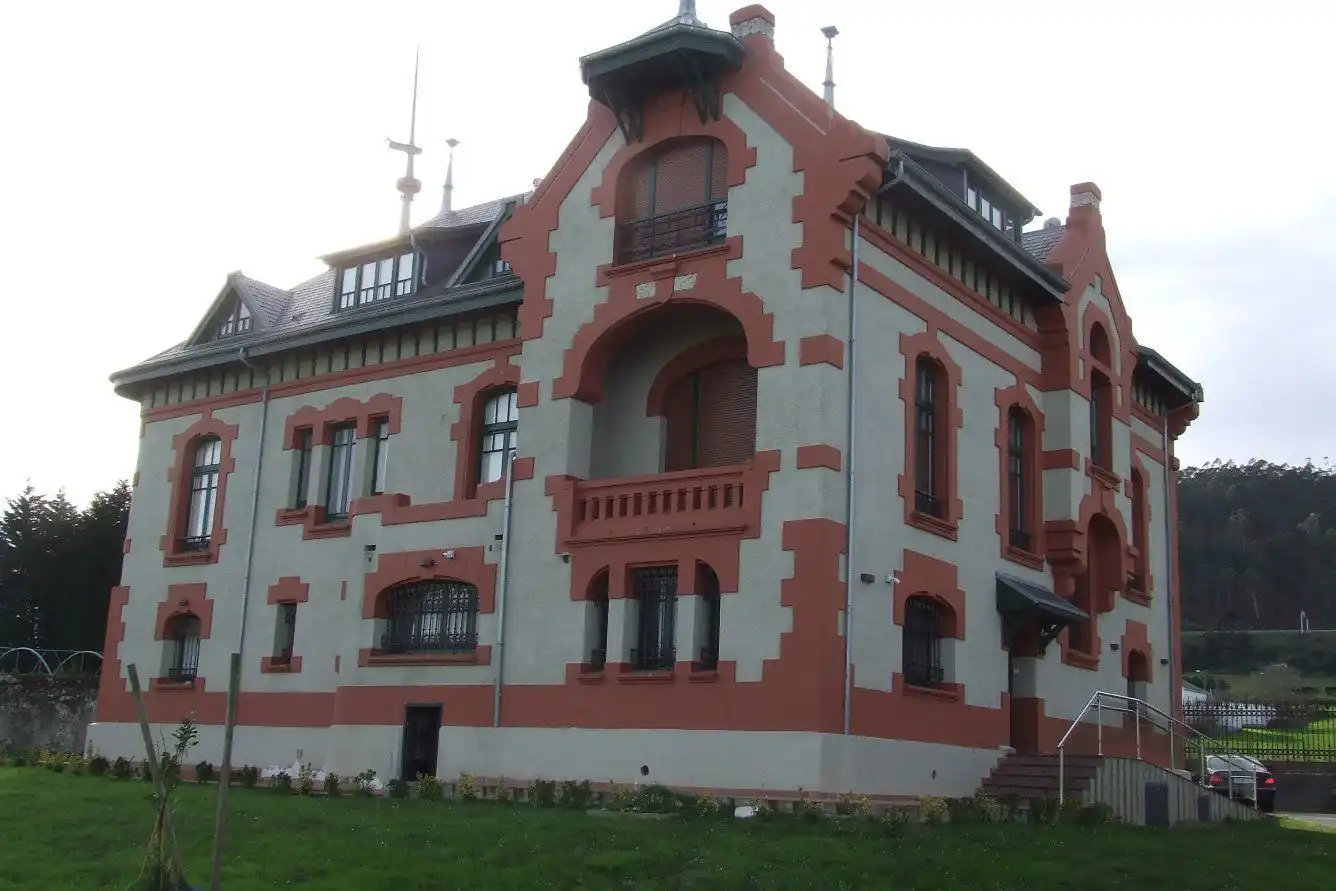Vista exterior de Casa o chalet en venta en Valdés - Luarca con Jardín privado