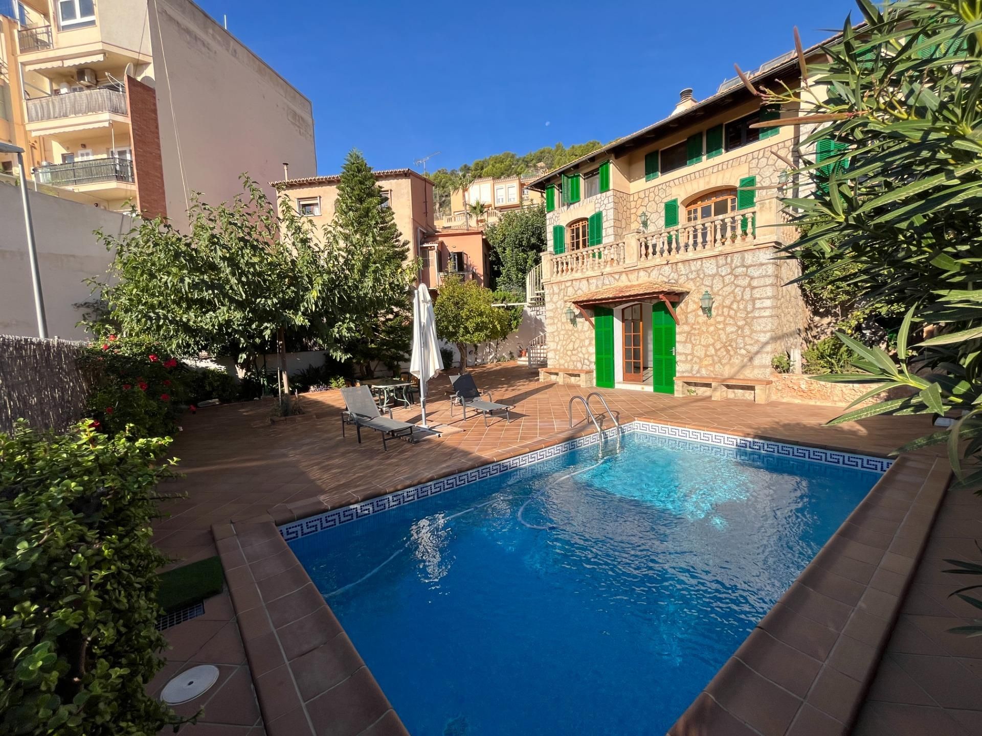 Exterior view of House or chalet for sale in  Palma de Mallorca  with Air Conditioner, Heating and Private garden