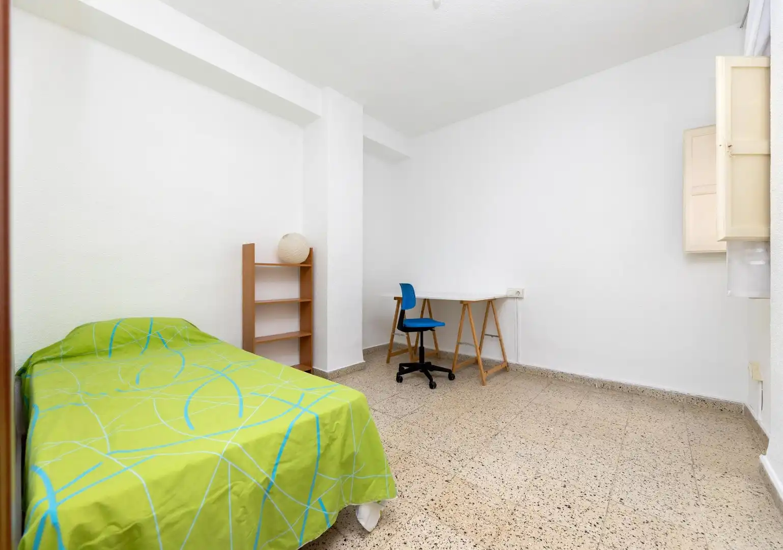 Habitación de Piso en venta en Granada