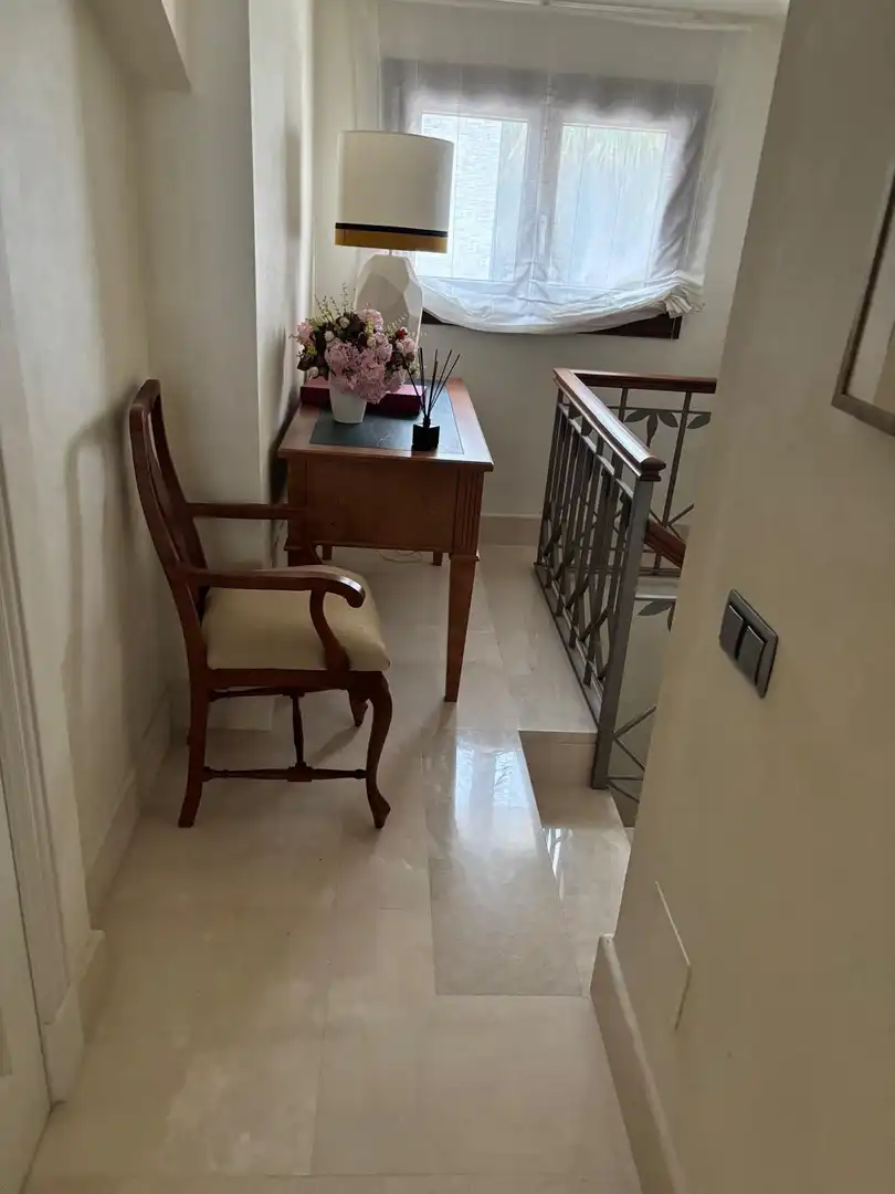 Àtic de lloguer en Marbella amb Aire condicionat, Terrassa i Piscina