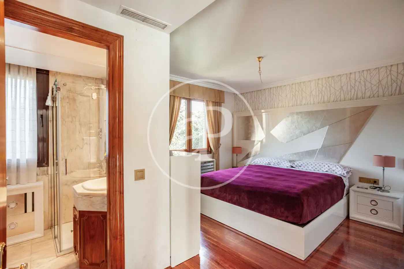 Habitación de Casa o chalet en venta en Pozuelo de Alarcón con Aire acondicionado, Calefacción y Jardín privado