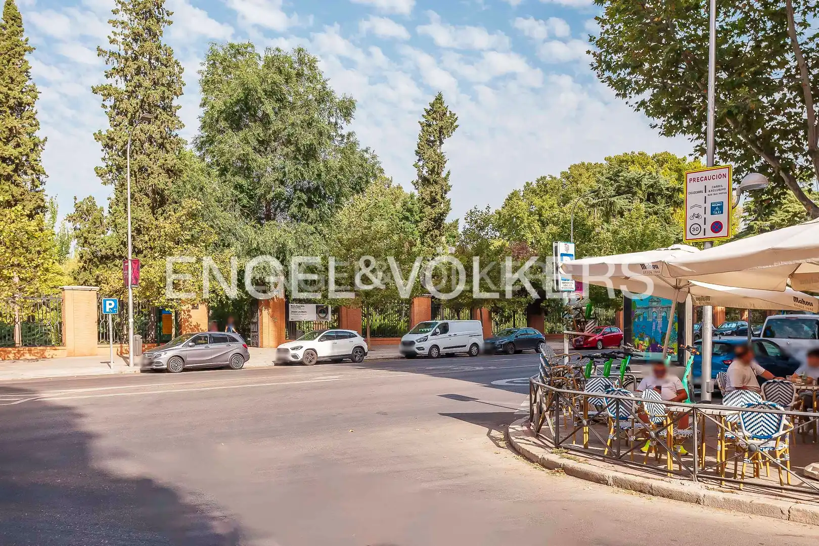 Vista exterior de Piso en venta en Madrid con Aire acondicionado y Calefacción