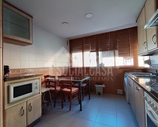 Kitchen of Flat to rent in  Córdoba Capital