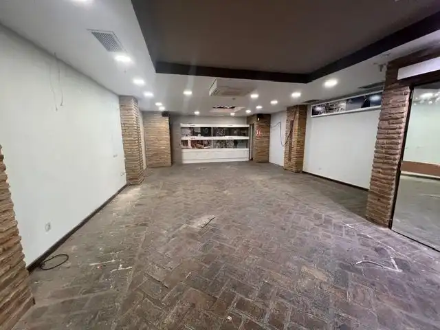 Local comercial en alquiler en Centro, imagen 5