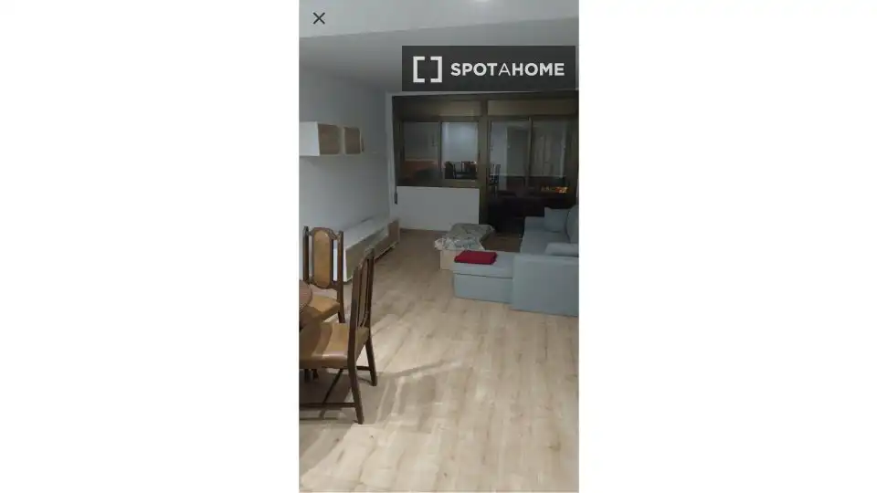 Wohnung zur untervermieten in Terrassa mit Klimaanlage, Terrasse und Möbliert