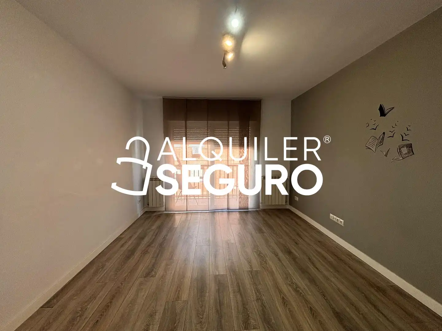 Schlafzimmer von Wohnung zur Miete in Madrid mit Heizung und Terrasse