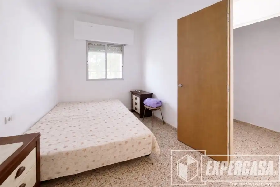 Habitación de Casa o chalet en venta en Godelleta con Terraza, Trastero y Piscina