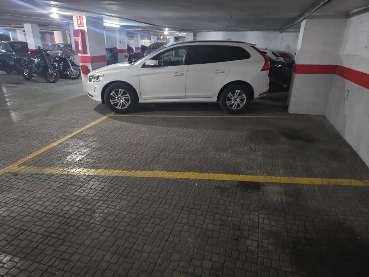 Parkplatz von Wohnung zum Verkauf in Córdoba mit Klimaanlage, Heizung und Abstellraum