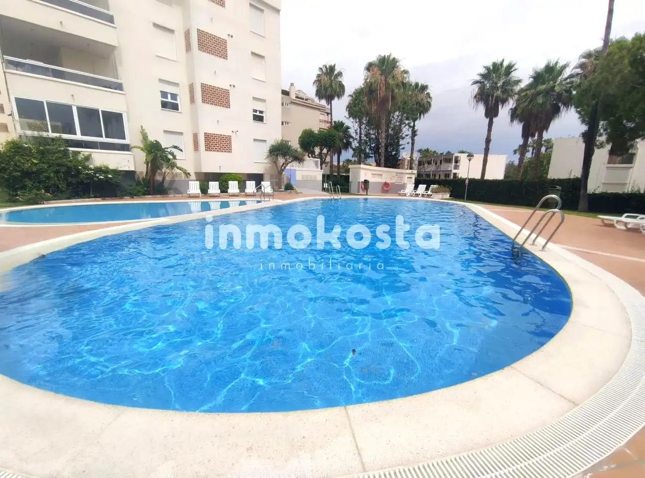 Swimming pool of Flat for sale in L'Alfàs del Pi  with Air Conditioner, Terrace and Community pool