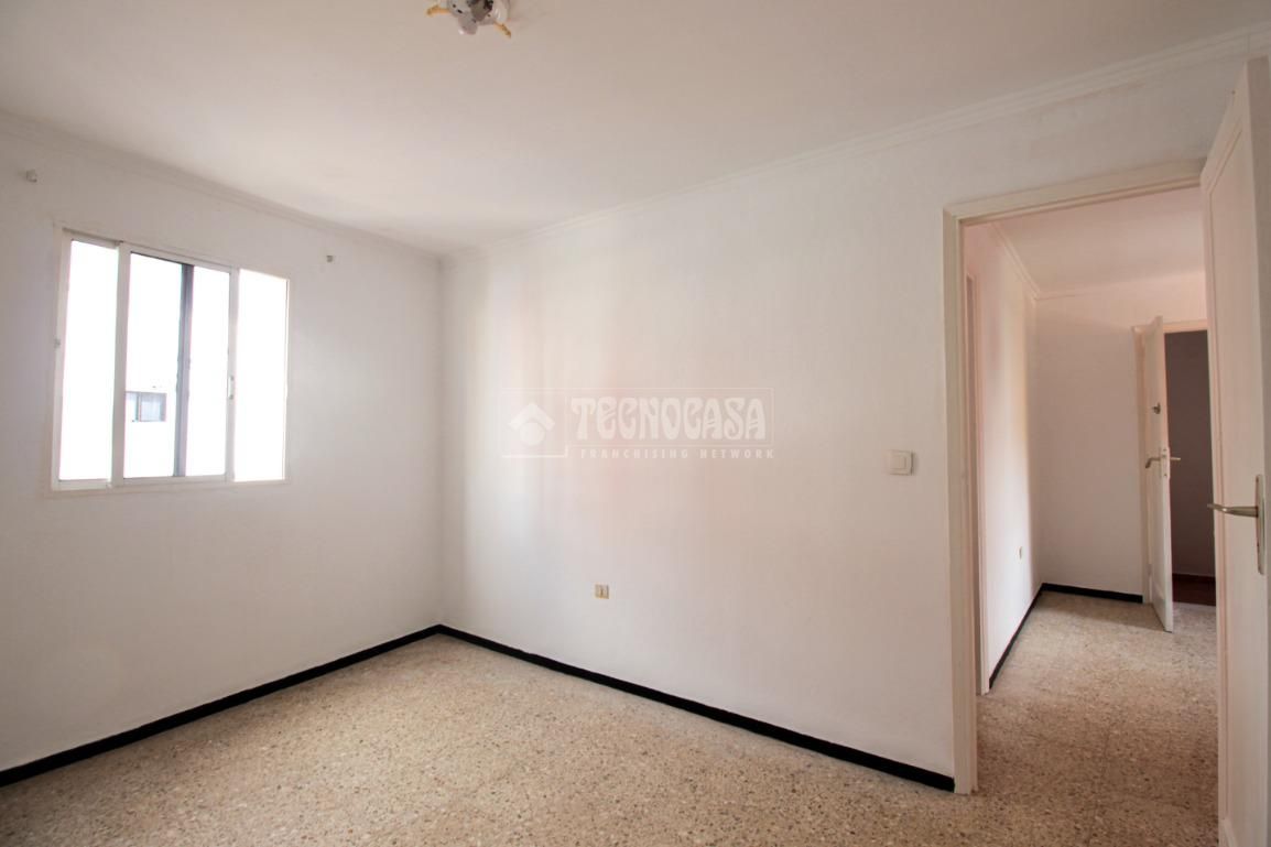 Dormitori de Casa o xalet en venda en San Cristóbal de la Laguna amb Terrassa