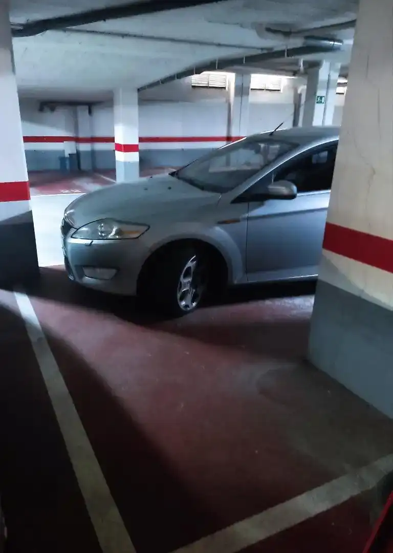 Parking of Garage for rent in Ames