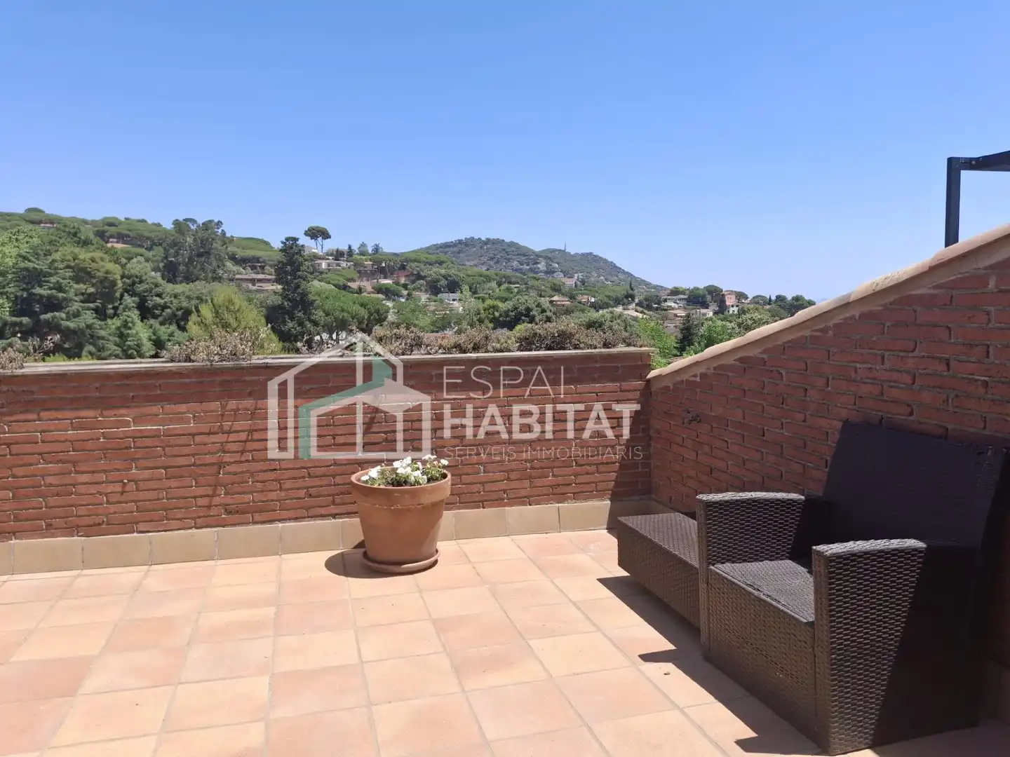 Terrassa de Casa adosada de lloguer en Cabrils amb Calefacció, Jardí privat i Parquet