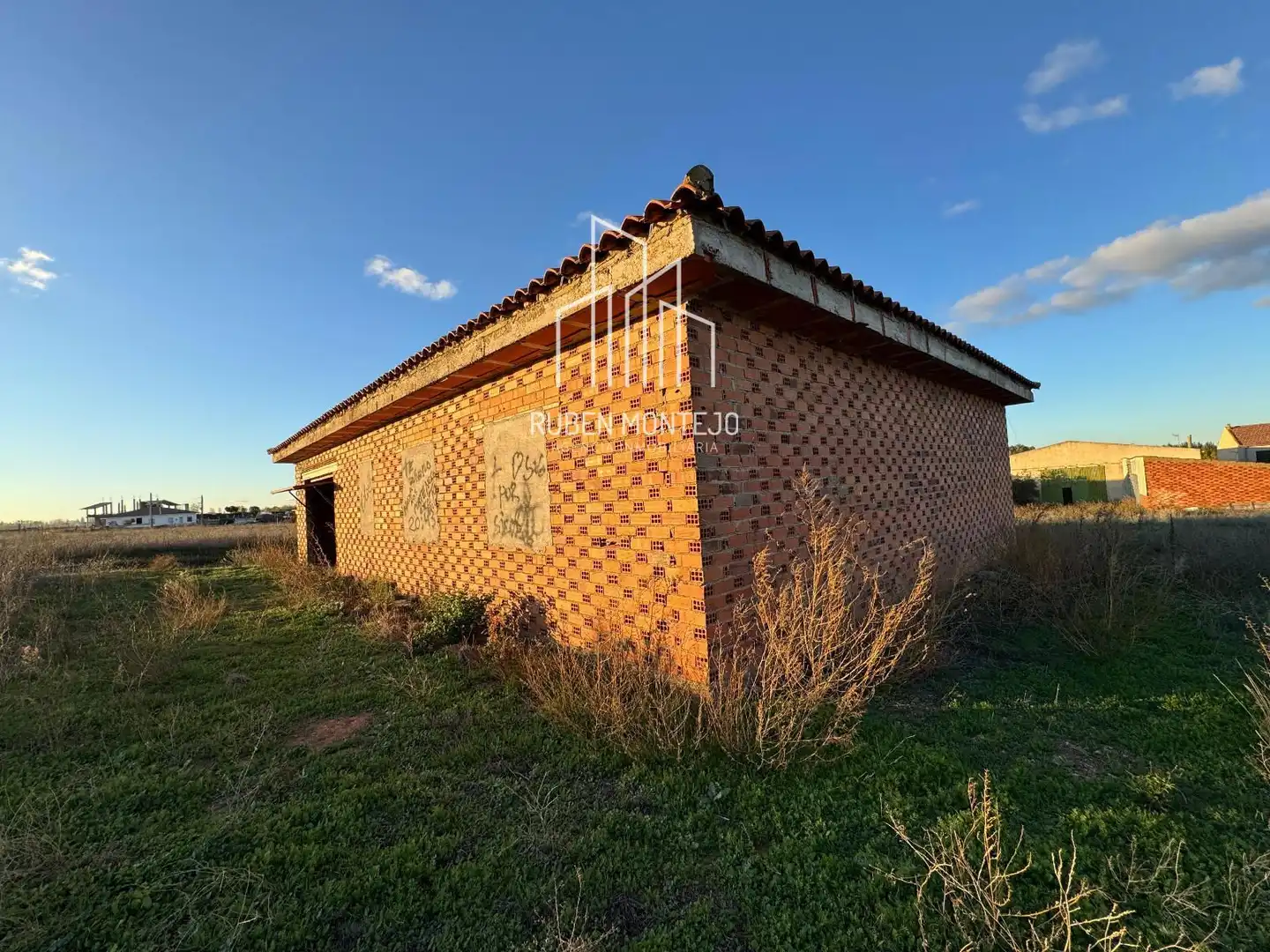 Exterior view of Land for sale in Espino de la Orbada