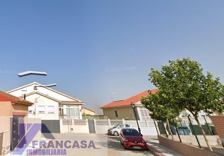 House or chalet for sale in Lominchar