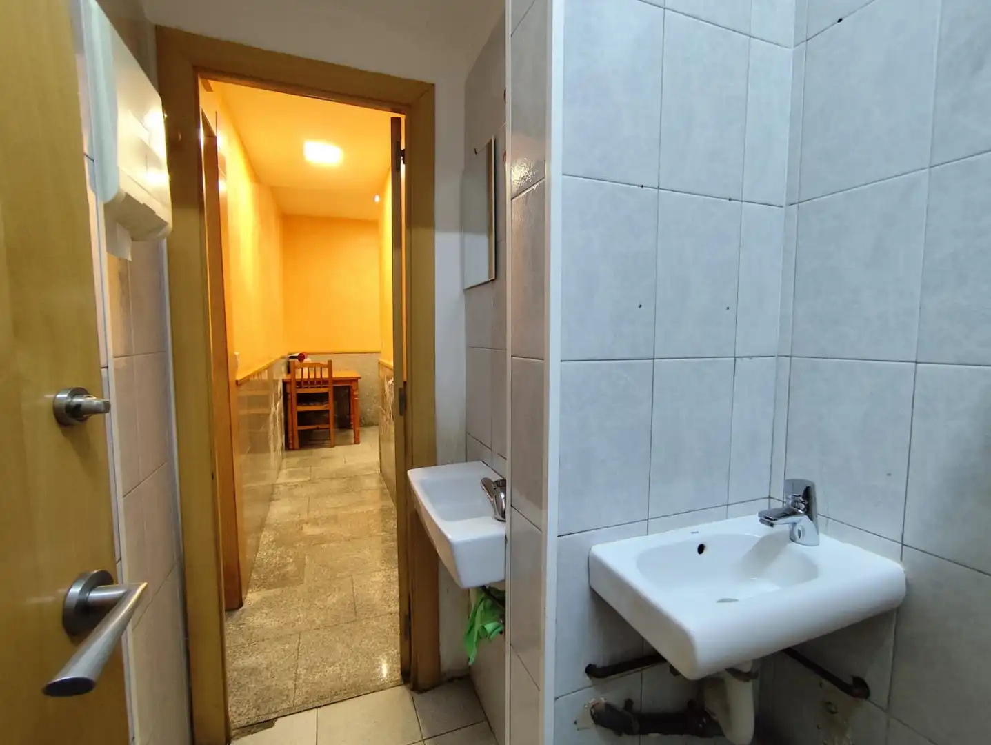 Business premises for transfer in Sant Andreu, imagen 19