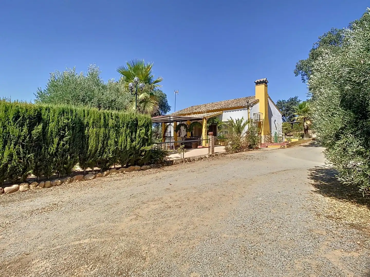 Exterior view of Houses for sale in Adamuz  with Air Conditioner, Heating and Private garden