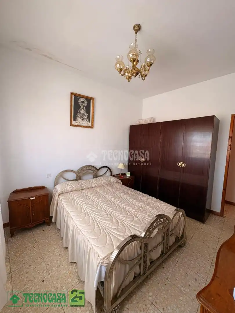 Habitación de Piso en venta en Dosbarrios con Calefacción