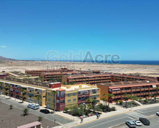 Vista exterior de Àtic en venda en La Oliva