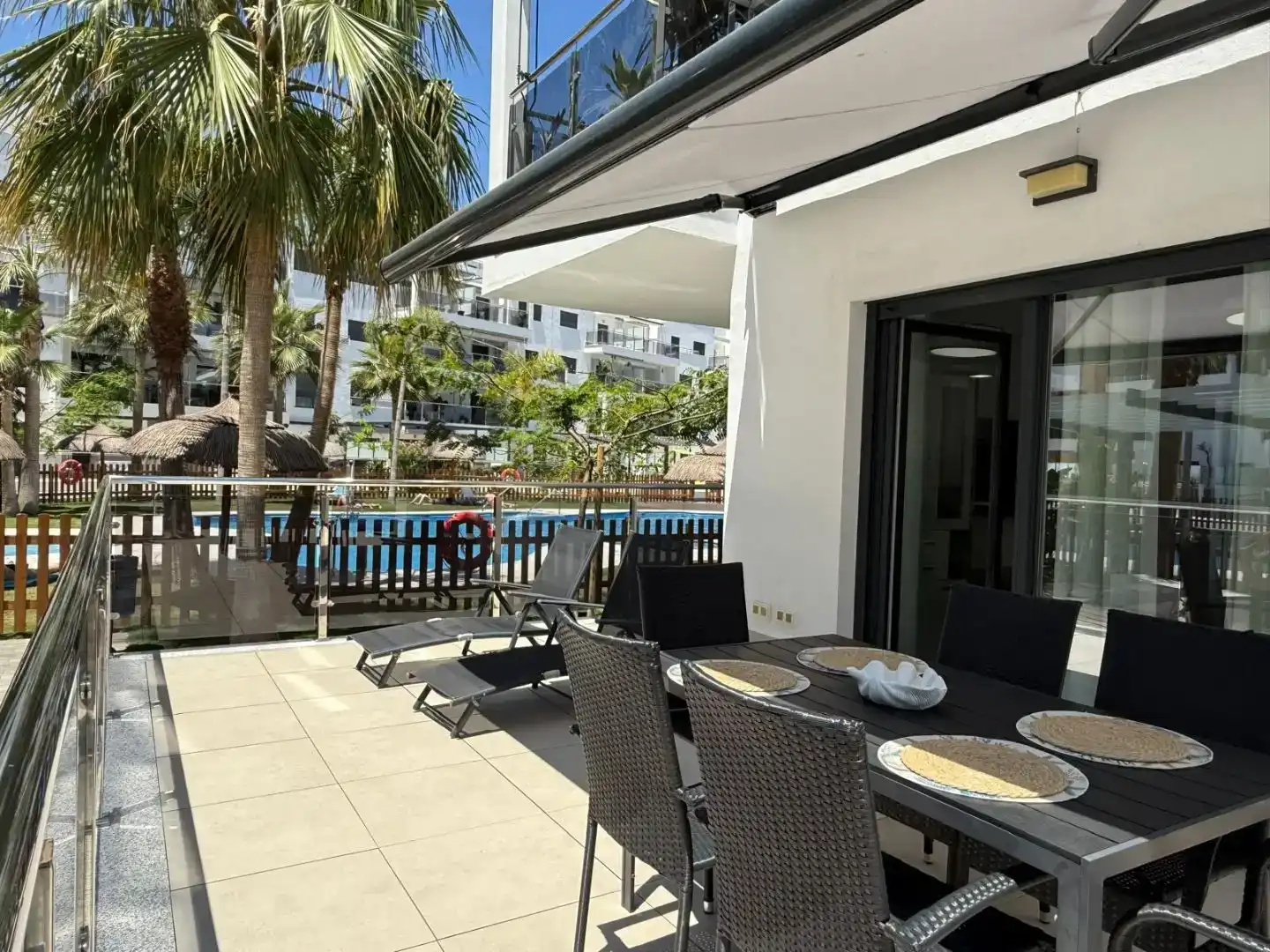 Terrasse von Wohnung zur Miete in Motril mit Klimaanlage, Schwimmbad und Balkon