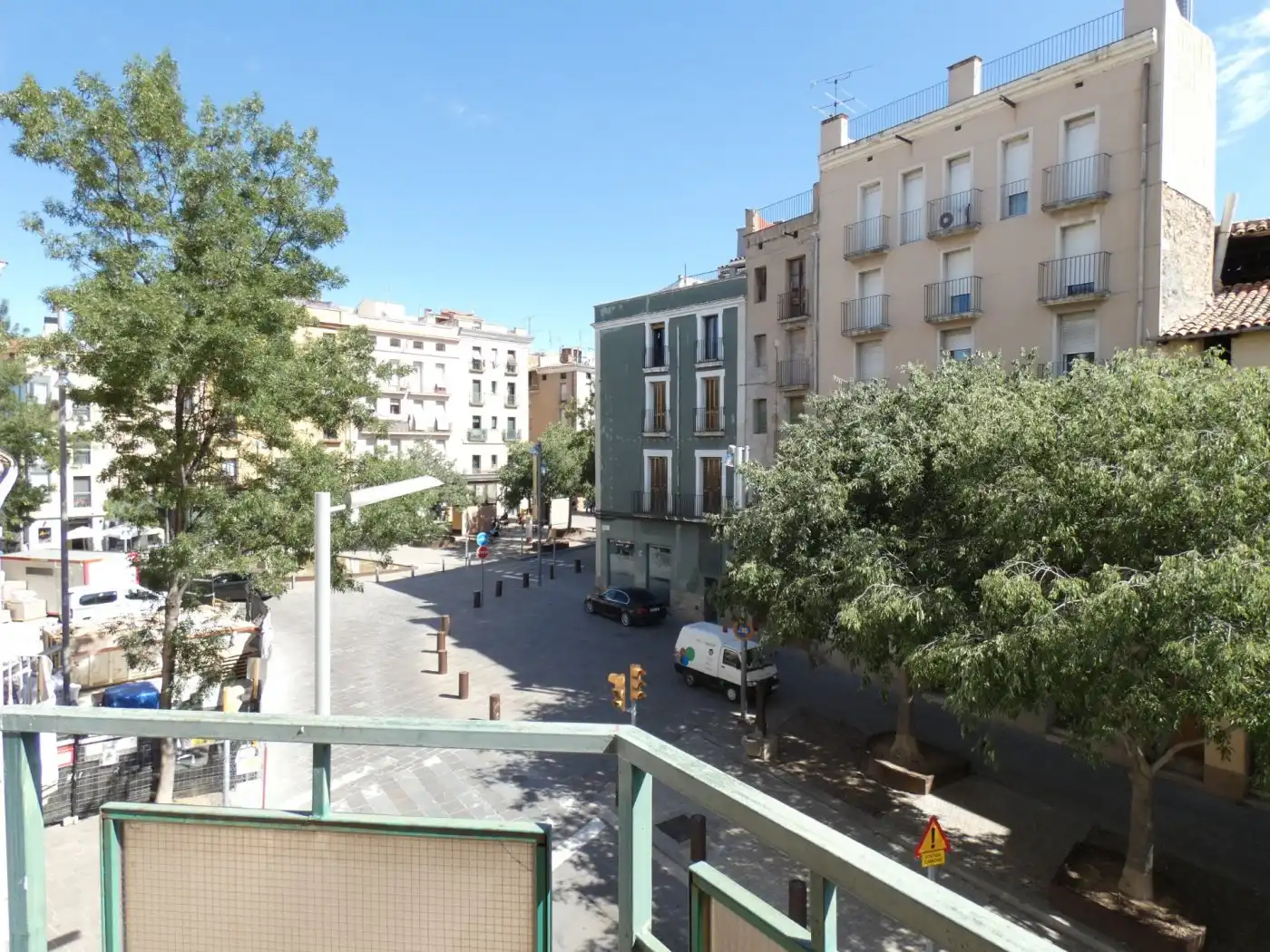 Flat with terrace for sale in Centre