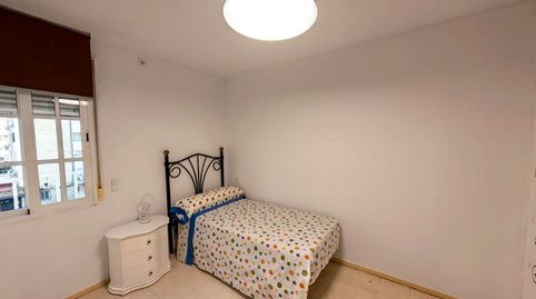 Foto 5 de Habitació a Calle Puerto de Piqueras, Juan XXIII - Rochelambert, Sevilla Capital
