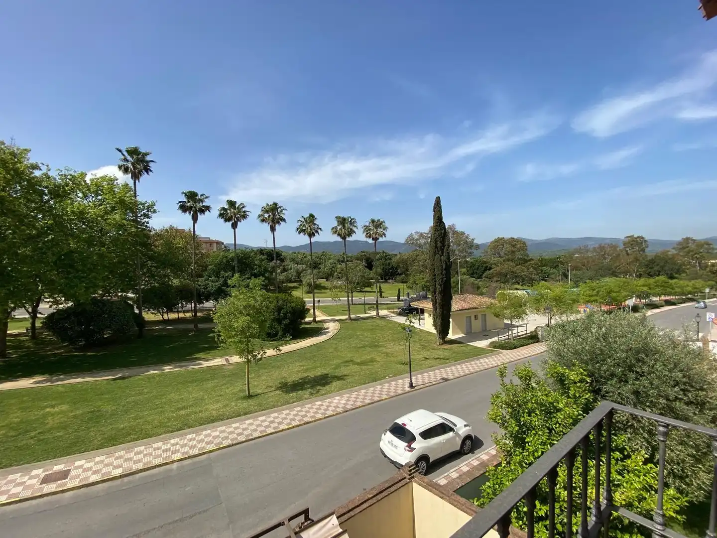 Vista exterior de Casa o chalet en venta en Los Barrios con Jardín privado y Balcón