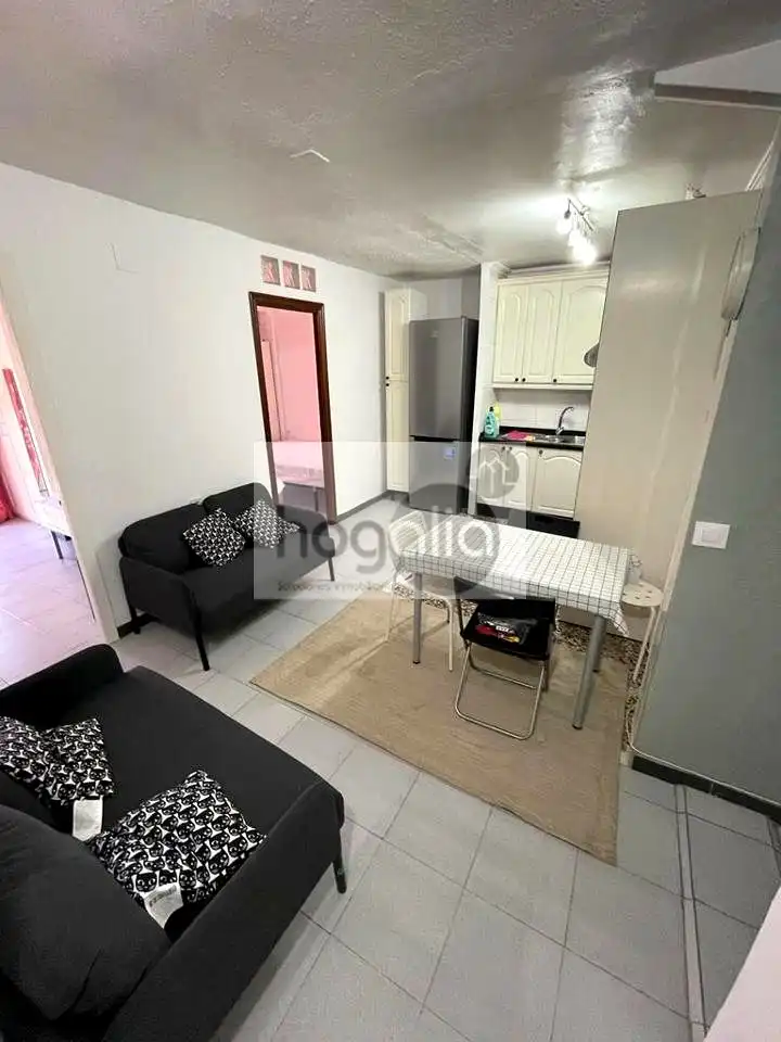 Sala de estar de Piso de alquiler en Sevilla con Aire acondicionado y Amueblado