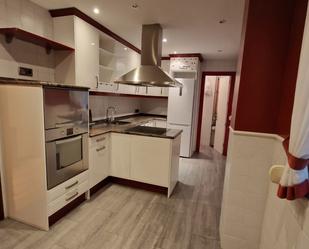 Kitchen of Flat for sale in  Madrid Capital  with Air Conditioner, Heating and Oven