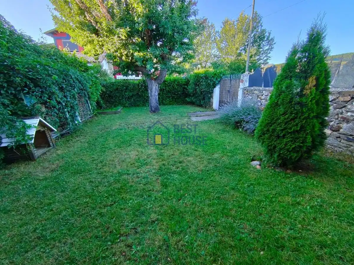 Jardí de Casa o xalet en venda en Soto y Amío amb Calefacció, Jardí privat i Parquet