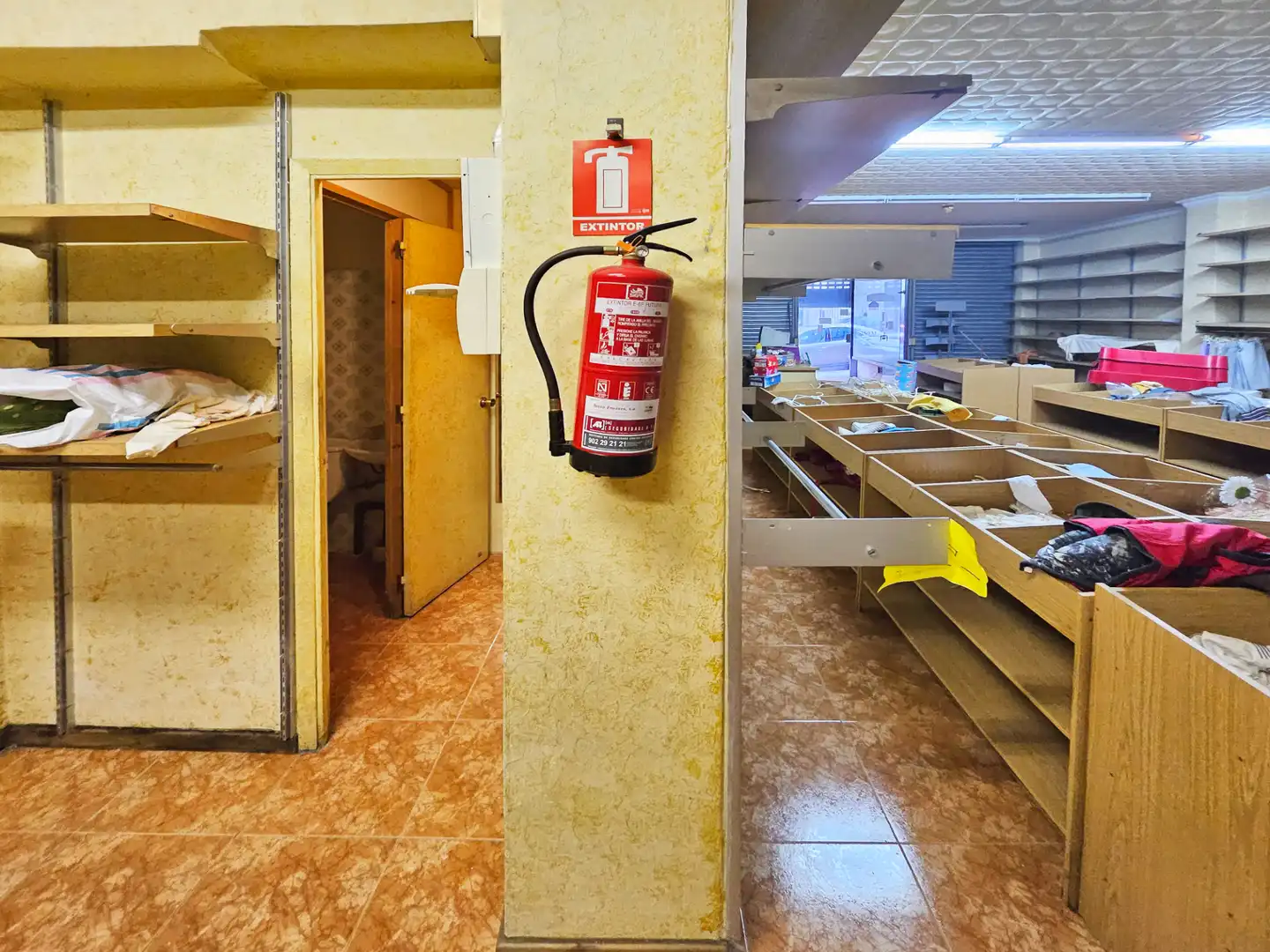 Gewerbefläche zum Verkauf in Rúa Francisco Añón, imagen 7