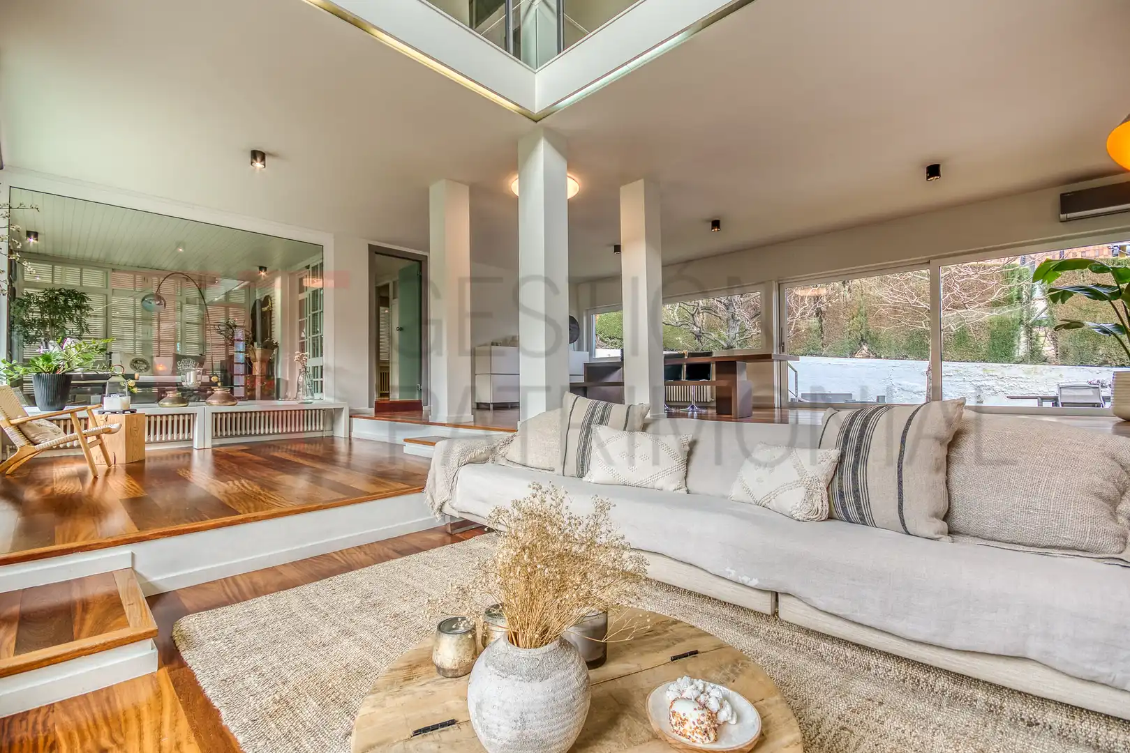 Sala de estar de Casa o chalet en venta en Canovelles con Aire acondicionado, Calefacción y Jardín privado