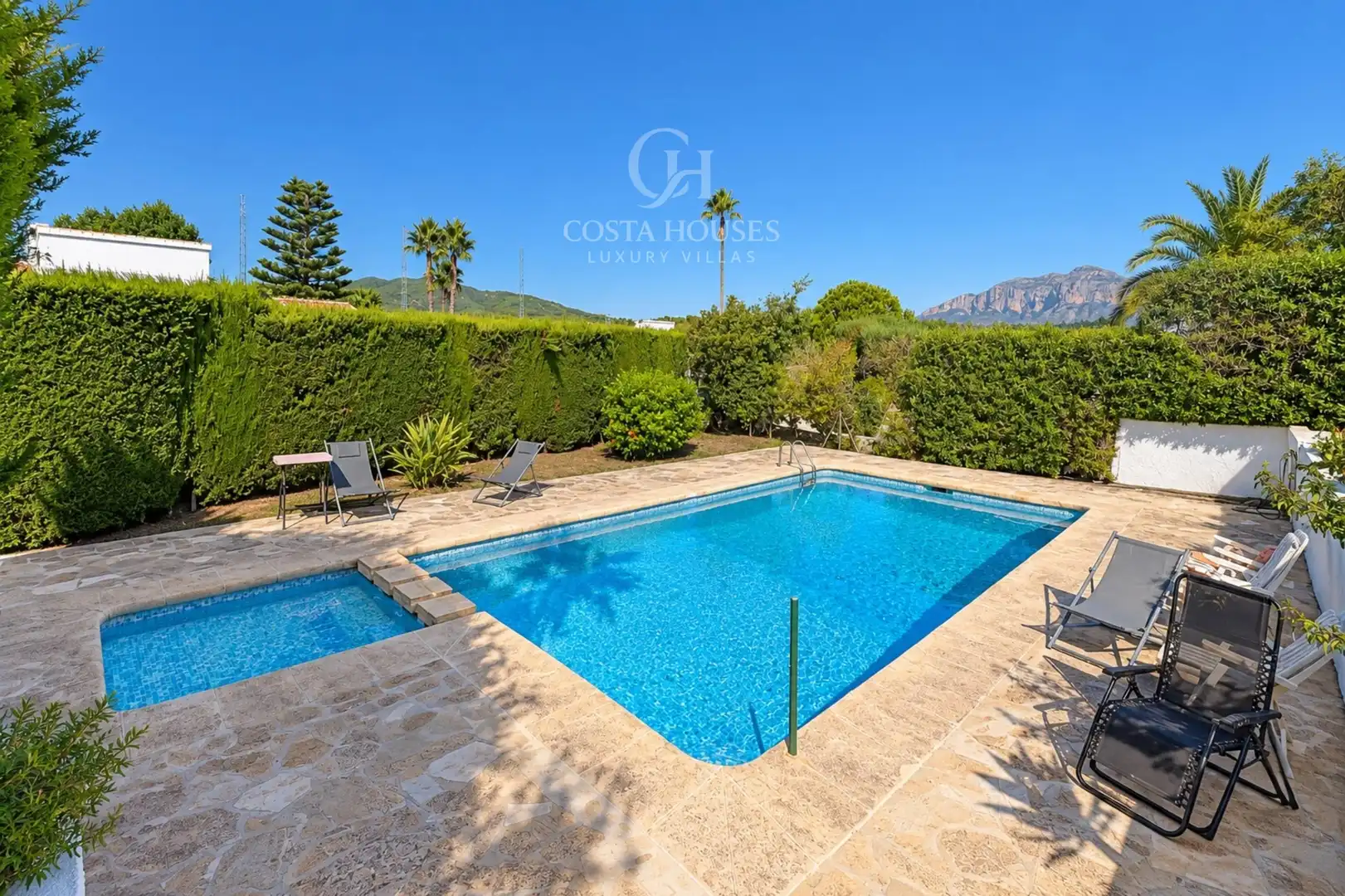 Piscina de Casa o chalet en venta en Partides comunes - Adsubia
