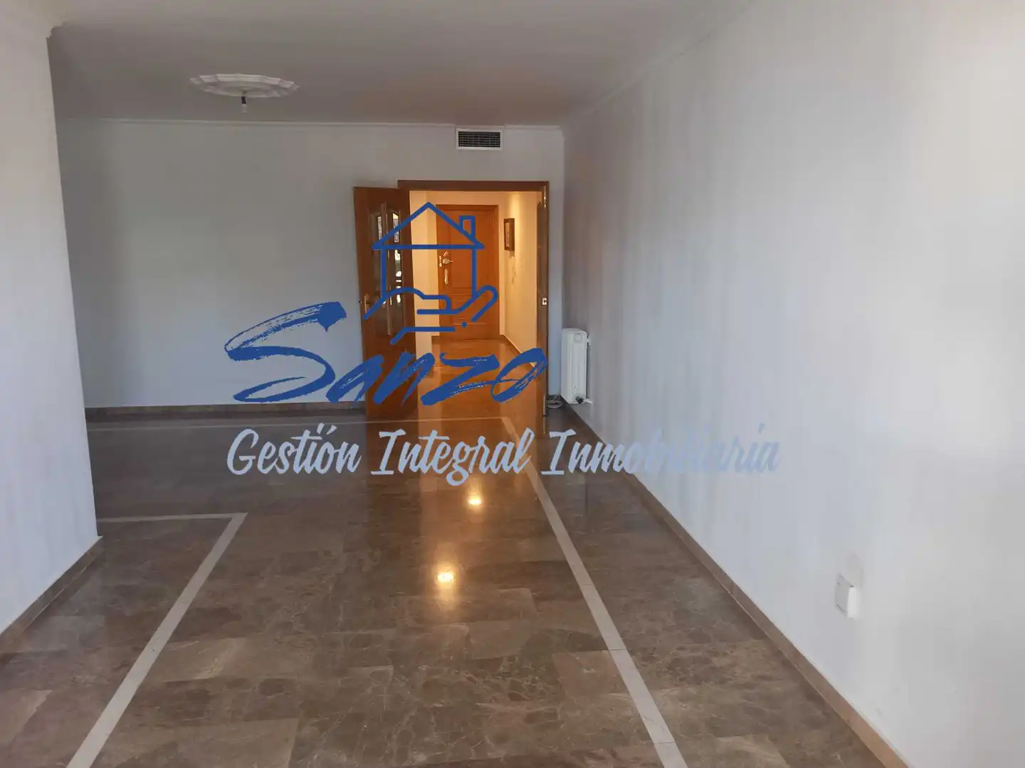 Appartamento con ascensore in vendita a Centro, imagen 3